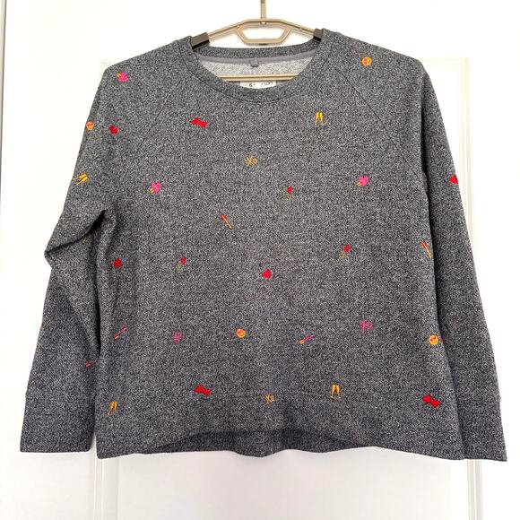 Lou & Grey Lou & Grey Heart Emoji Fleeceback Sweatshirt embroidered preppy twee - Picture 2 of 10